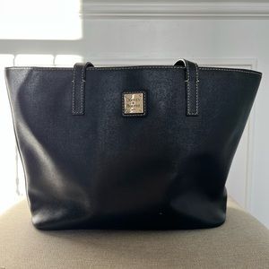 Black Dooney & Bourke Black Tote